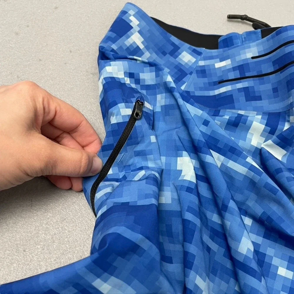 Lululemon Board Shorts Mens 32 Blue Digital Camo Swim Trunks Pixel Print‎